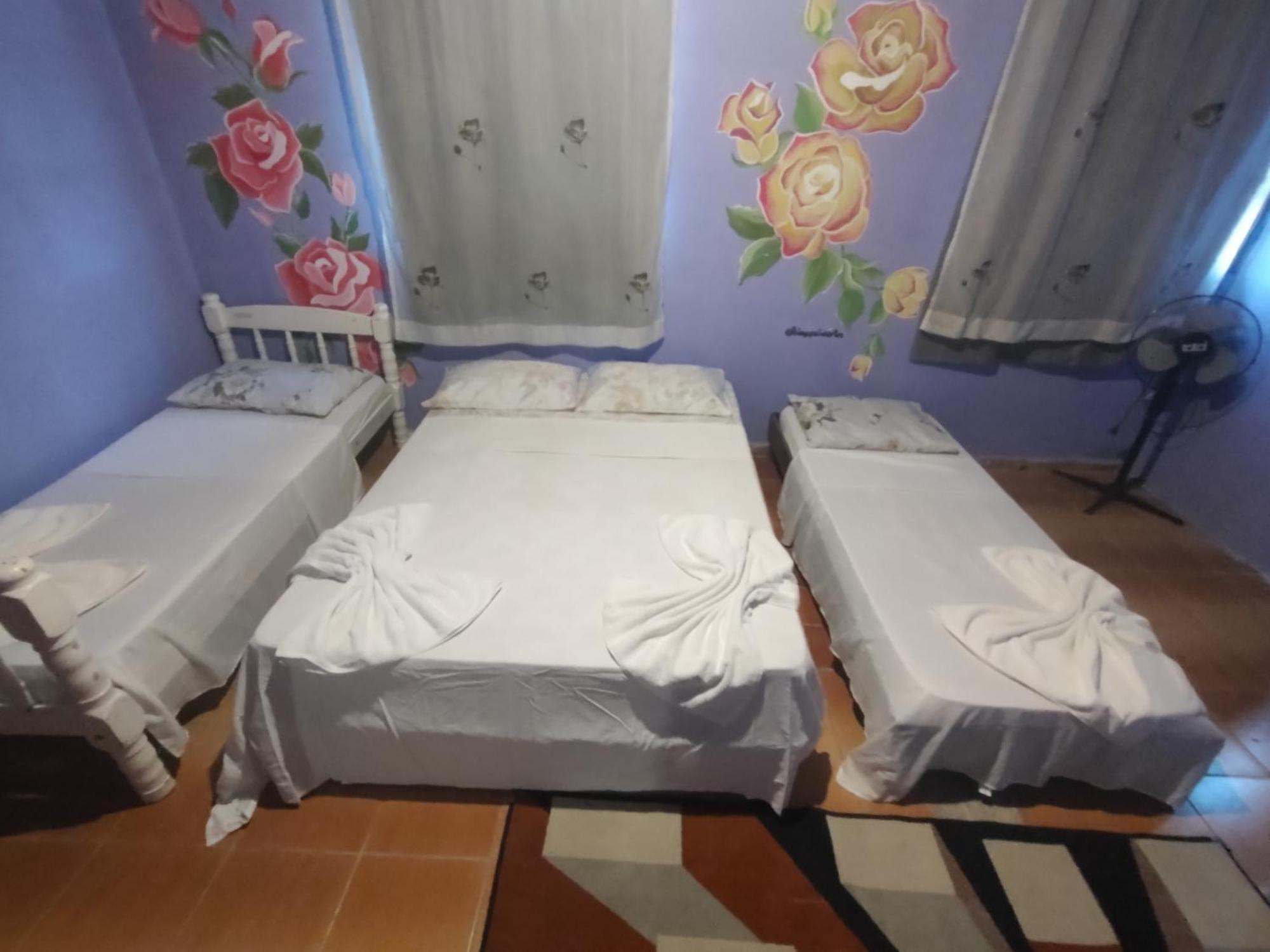 Quarto Rosas 2 A 5 Pessoas Centro Praia Do Pontal Araquari Zewnętrze zdjęcie